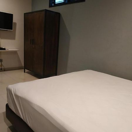 Oyo 90438 Mampang 34 Residence ジャカルタ エクステリア 写真