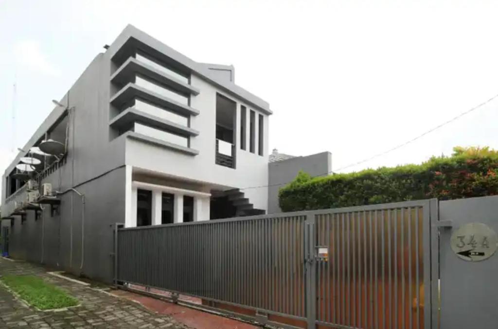 Oyo 90438 Mampang 34 Residence ジャカルタ エクステリア 写真